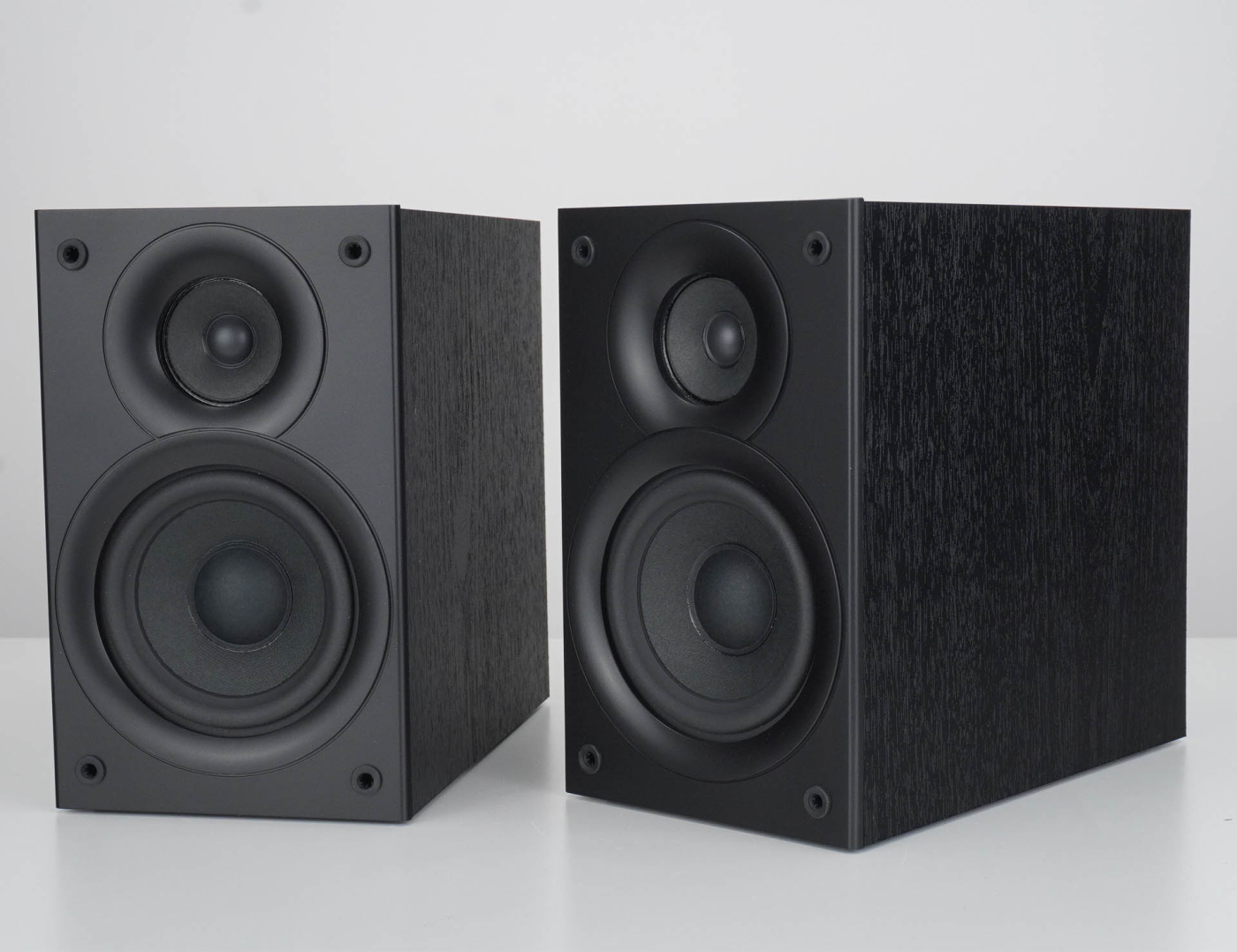 Dynavox 2-Wege Regal-Lautsprecher Trapezform Paar Schwarz – Kompakt Mit Filz-Bespannung
