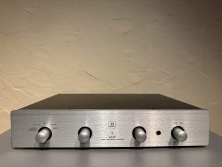 Monrio Asty MK II Vollverstärker mit MM Phono Eingang  HighEnd UVP1289€
