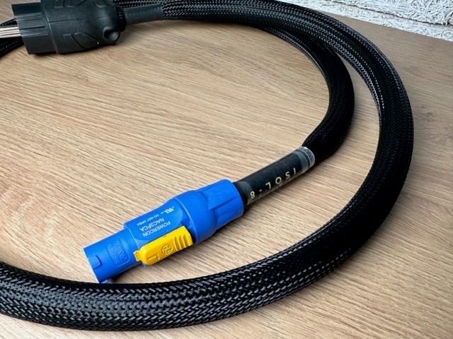 ISOL-8 IsoLink Reference Schuko - Powercon 20A 1,5 Meter | UVP 800€ P ...