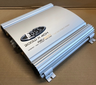 BOSS Audio Systems REV600 - 4-Kanal MOSFET Endstufe, ohne Fernbedienung | wie neu