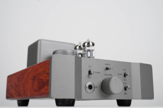 Musical Surroundings Fosgate Signature Tube Headphone Amplifer | Auspackware, sehr gut