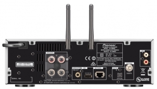 Pioneer XC-HM86D, Schwarz - Netzwerk-CD-Receiver | B-Ware, gut, ohne Fernbedienung und ohne Zubehör