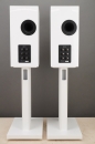 KEF R3 Meta - Regallautsprecher incl. KEF S3 Standfuß Weiß Paar | Verkauf im Kundenauftrag