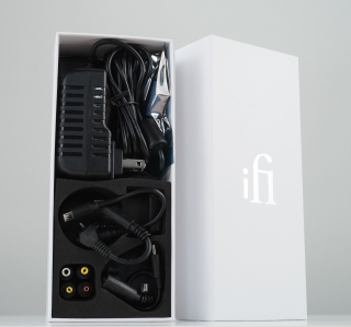 iFi Audio iPower 5V/2,5A  (Auslaufmodel) Audiophiles universal Netzteil | Neu