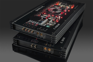 HELIX C FOUR | 4-Kanal High-End Verstärker mit integrierter, aktiver Frequenzweiche | Neu