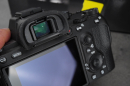 SONY ALPHA 7 III (712 Ausösungen) + Small Rig Light Cage 2918 für ILCE-7M3K Systemkamera 7,6 cm Display Touchscreen, WLAN | Sehr gut
