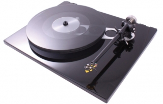 Rega RP6, Farbe Piano Schwarz incl. TT-PSU-R Netzteil  | Neu
